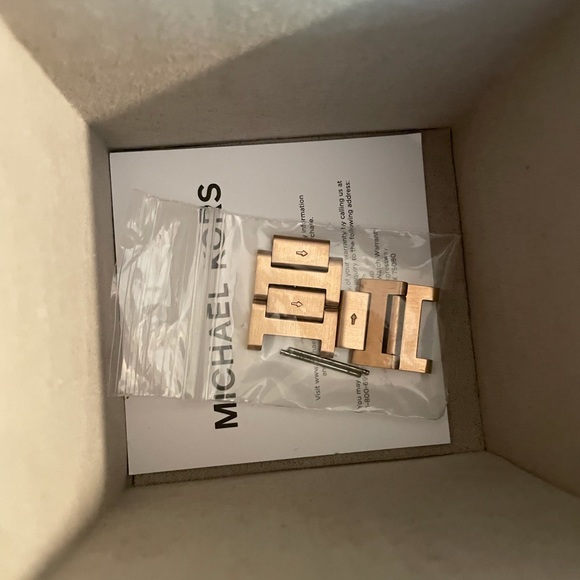 Gold Michael Kors Watch - Picture 4 of 7